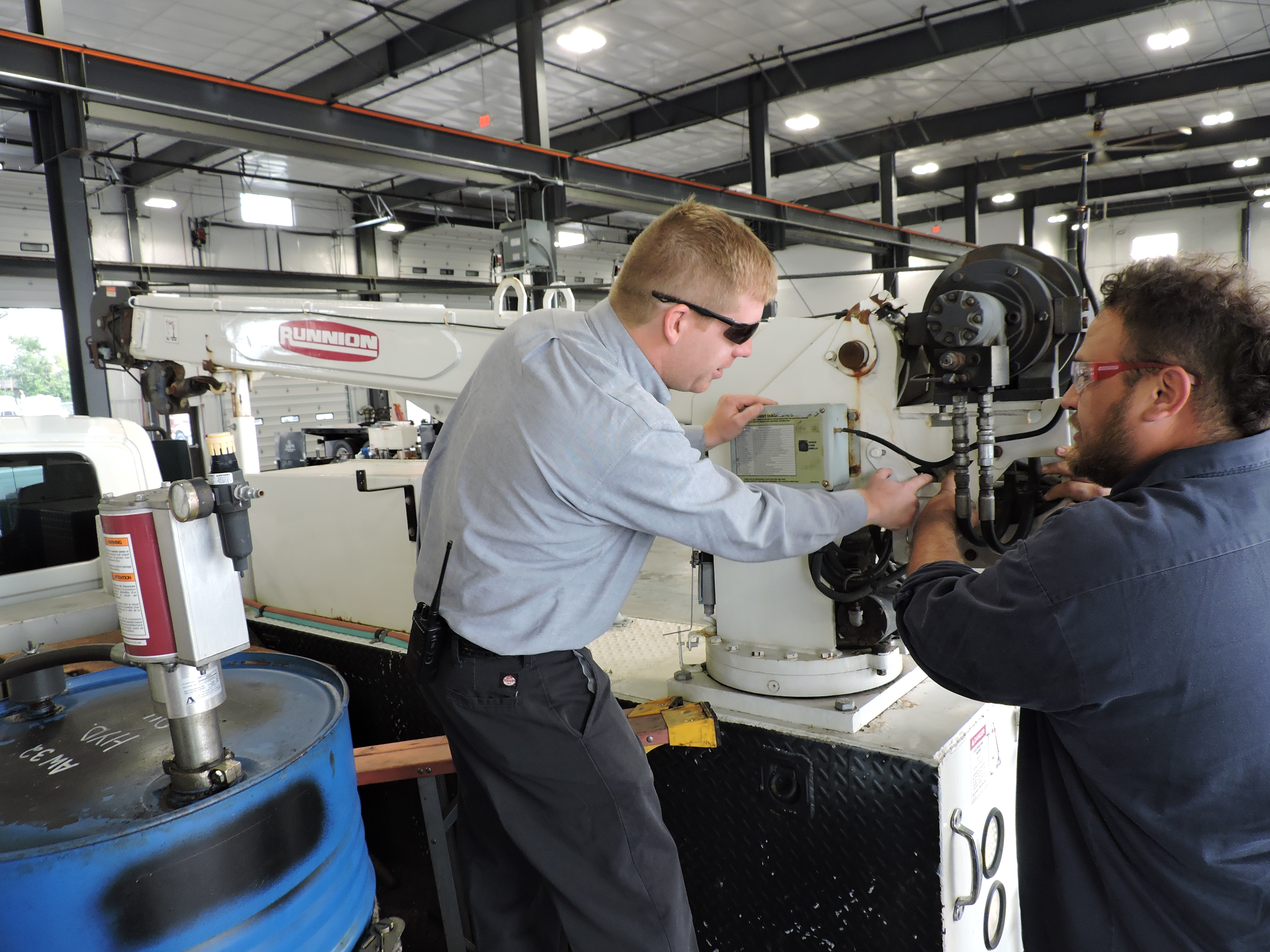 Runnion Equipment Service Mechanics Crane Inspection Service
