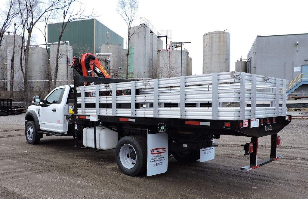 Equipment from Runnion can handling delicate stonework.