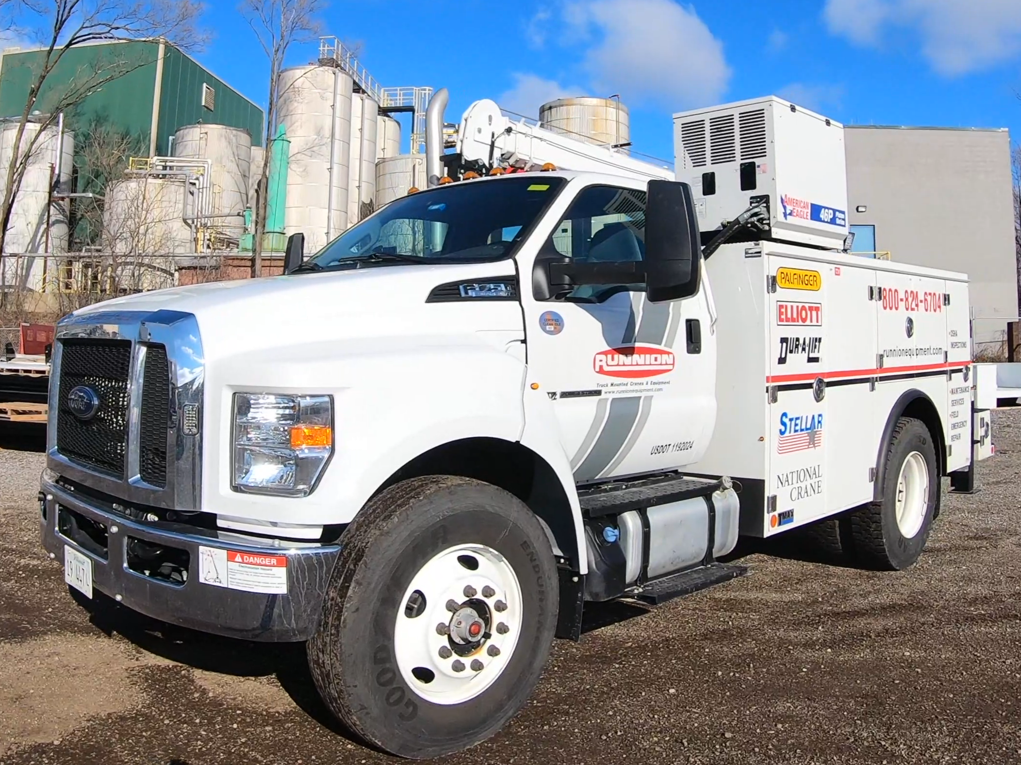 Runnion road service truck