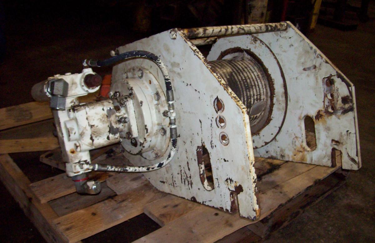National Crane Winch assembly with motor Runnion Equipment Company