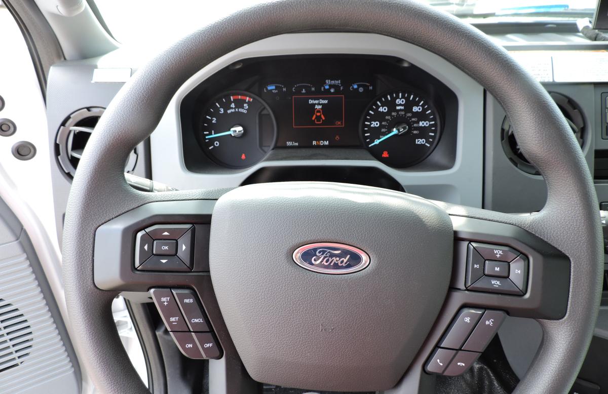 Elliott L65R, 2025 Ford F750, steering wheel