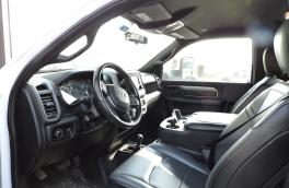 Versalift VST-47-MHI, 2021 Dodge 5500 4x4, inside cab