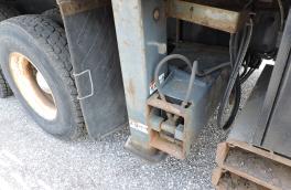 Terex BT-4792, 2013 Peterbilt 348, outrigger